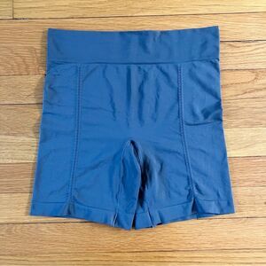 Spanx Grey Lightweight Stretch Smooth Slimming Layering Shorts Large